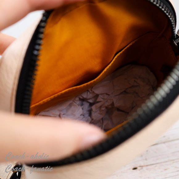 NWT Coach CE613 Coach X Peanuts Heritage Crossbody With Snoopy Motif in Ivory - Picture 12 of 12